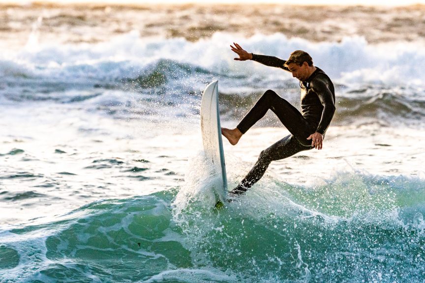 Surfing in Arugam Bay, every surfers paradise 