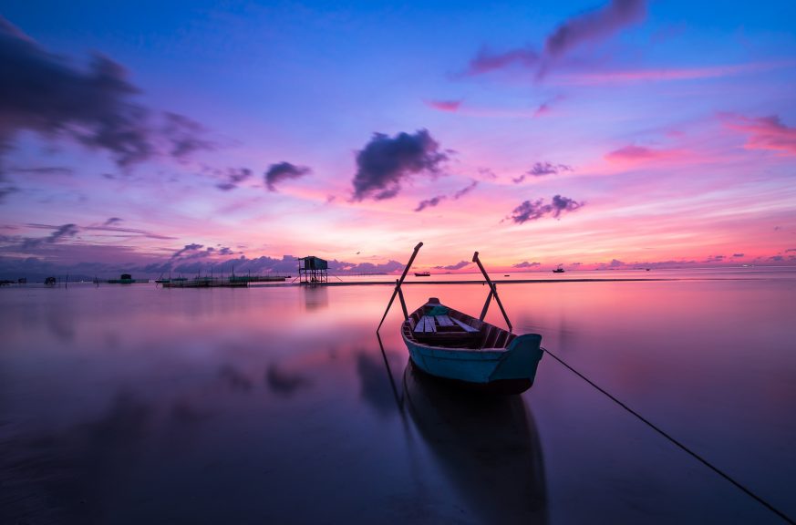 Witness the surreal sunset at Mirissa beach 